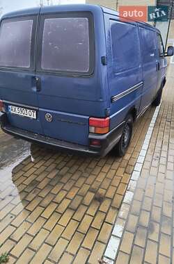 Грузовой фургон Volkswagen Transporter 2001 в 
