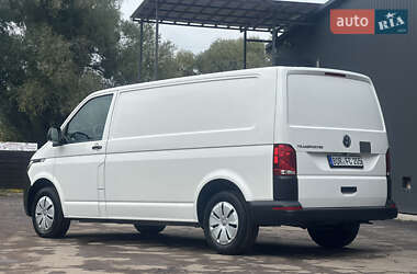 Грузовой фургон Volkswagen Transporter 2023 в  фото 23 Грузовой фургон Volkswagen Transporter 2023 в
