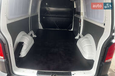 Грузовой фургон Volkswagen Transporter 2023 в  фото 67 Грузовой фургон Volkswagen Transporter 2023 в