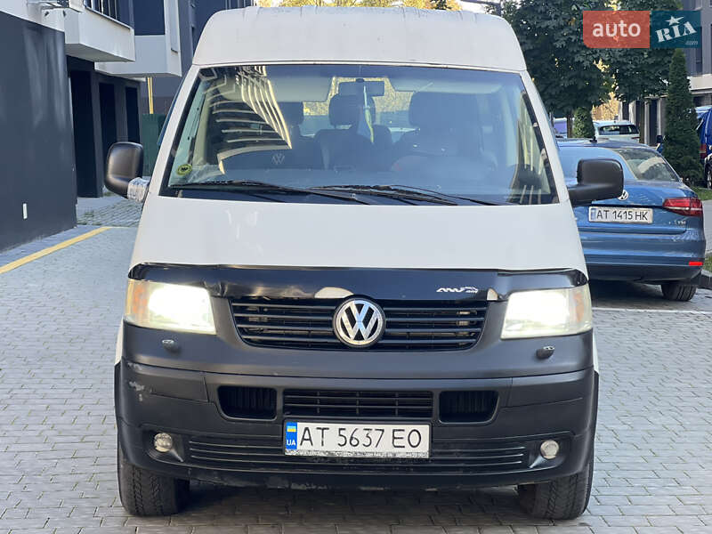 Минивэн Volkswagen Transporter 2005 в Ивано-Франковске