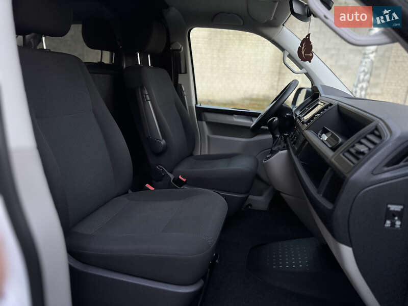 Вантажний фургон Volkswagen Transporter 2018 в Рівному фото 39 Вантажний фургон Volkswagen Transporter 2018 в Рівному