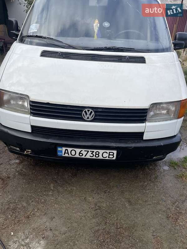 Мінівен Volkswagen Transporter 1994 в Сваляві фото 8 Мінівен Volkswagen Transporter 1994 в Сваляві
