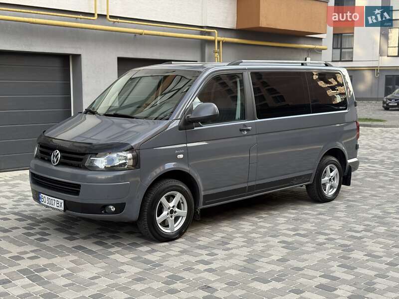 Минивэн Volkswagen Transporter 2014 в Ивано-Франковске