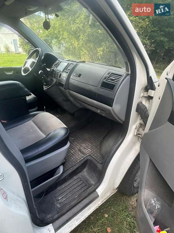Минивэн Volkswagen Transporter 2006 в Сумах фото 4 Минивэн Volkswagen Transporter 2006 в Сумах
