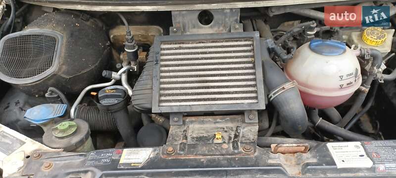 Минивэн Volkswagen Transporter 2003 в Обухове