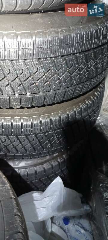 Минивэн Volkswagen Transporter 2003 в Обухове