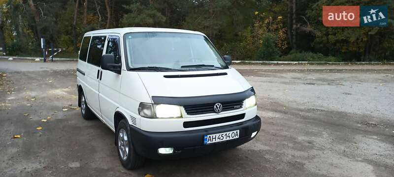 Минивэн Volkswagen Transporter 2003 в Обухове