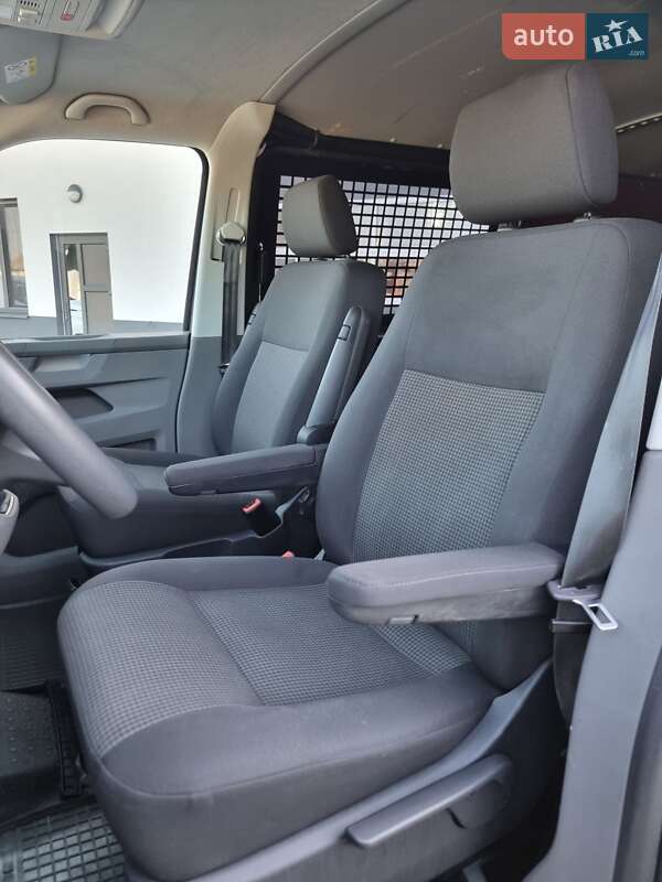 Грузовой фургон Volkswagen Transporter 2020 в Радивилове