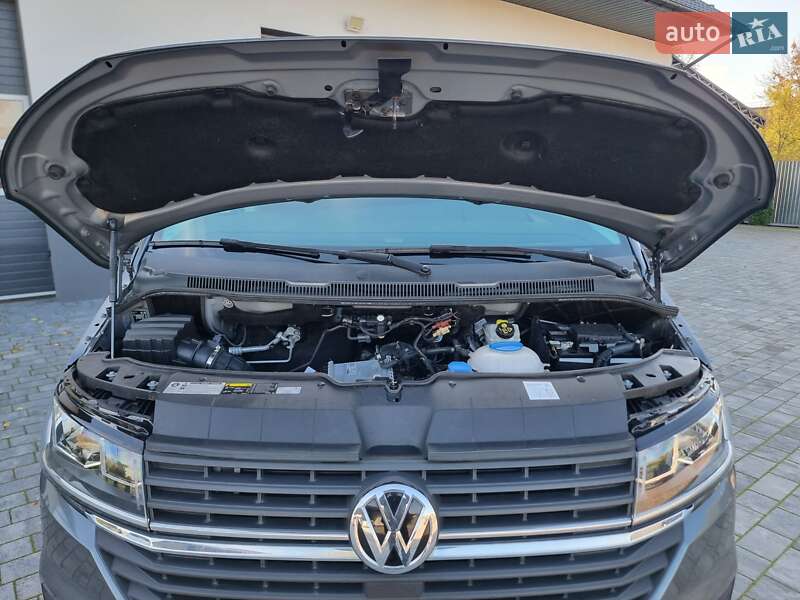Грузовой фургон Volkswagen Transporter 2020 в Радивилове