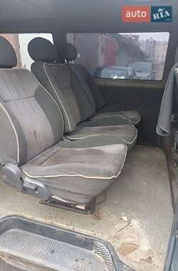 Мінівен Volkswagen Transporter 1996 в  фото 6 Мінівен Volkswagen Transporter 1996 в