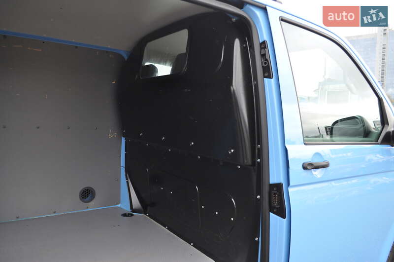 Грузовой фургон Volkswagen Transporter 2021 в Киеве фото 31 Грузовой фургон Volkswagen Transporter 2021 в Киеве