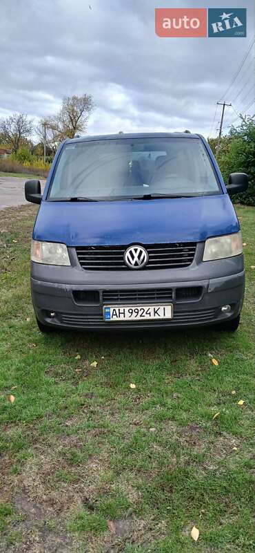 Минивэн Volkswagen Transporter 2007 в Градижске