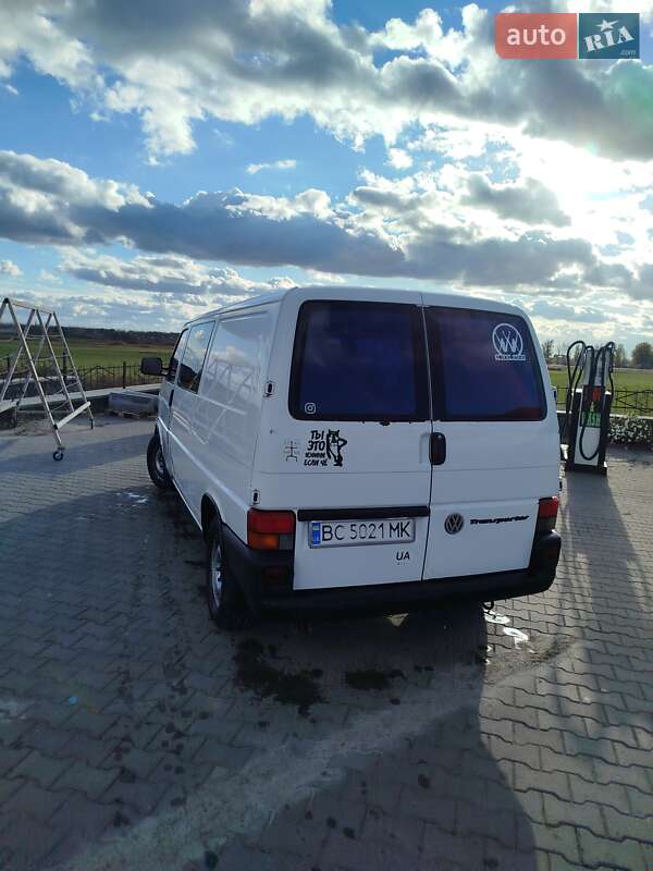 Минивэн Volkswagen Transporter 2002 в Белогорье фото 3 Минивэн Volkswagen Transporter 2002 в Белогорье