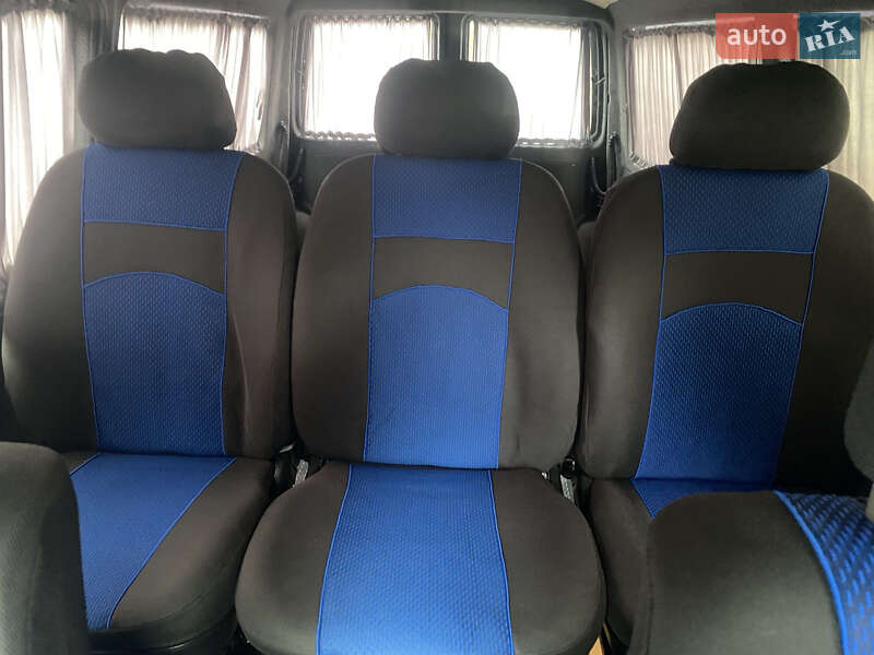 Минивэн Volkswagen Transporter 2002 в Костополе