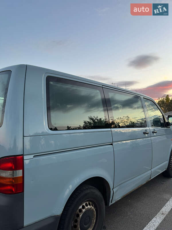 Минивэн Volkswagen Transporter 2006 в Софиевской Борщаговке