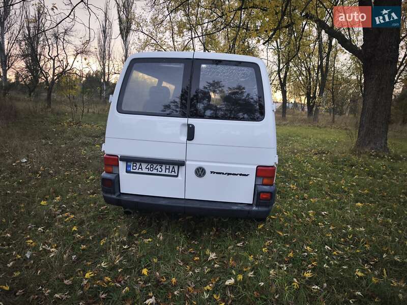 Грузопассажирский фургон Volkswagen Transporter 2001 в Александрие фото 6 Грузопассажирский фургон Volkswagen Transporter 2001 в Александрие