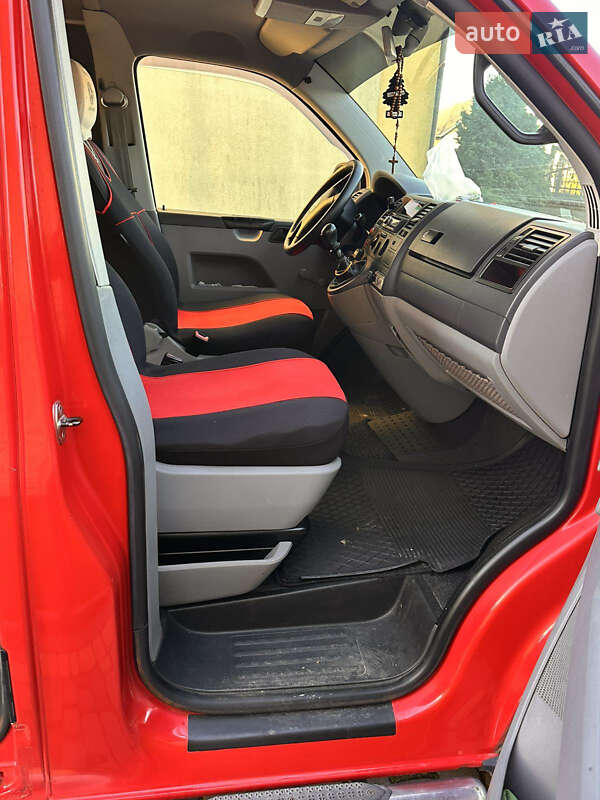 Минивэн Volkswagen Transporter 2003 в Николаеве