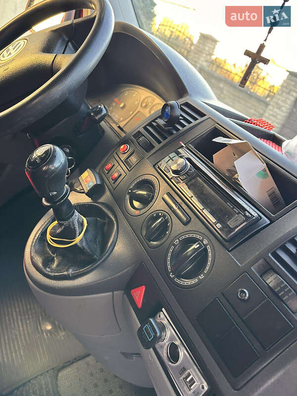 Минивэн Volkswagen Transporter 2003 в Николаеве