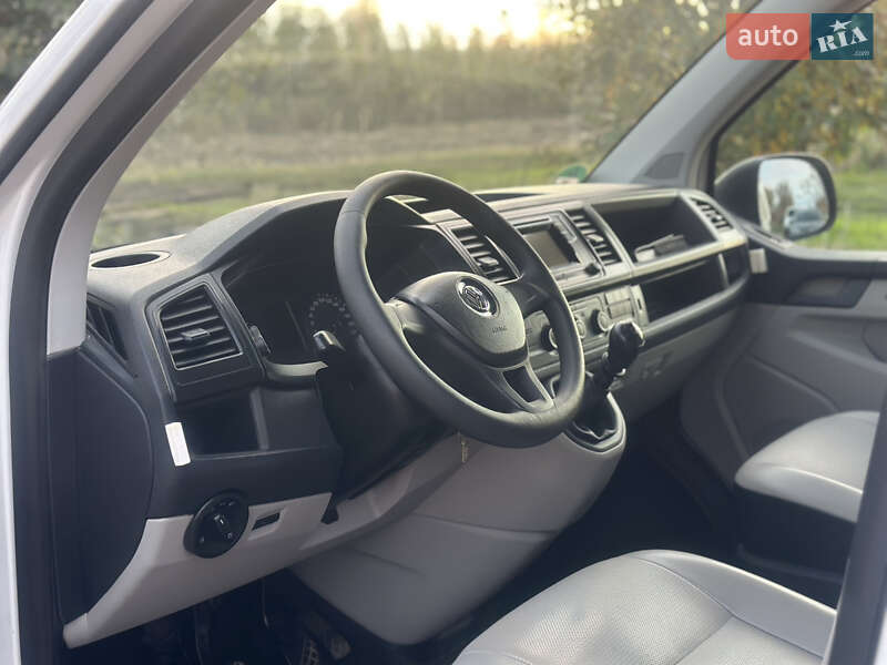 Вантажний фургон Volkswagen Transporter 2016 в Дубні фото 20 Вантажний фургон Volkswagen Transporter 2016 в Дубні