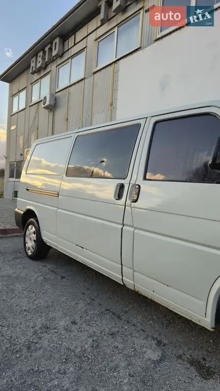 Volkswagen Transporter 1999 VIN WV1ZZZ70ZYH052005 фото оголошення 9 з 44
