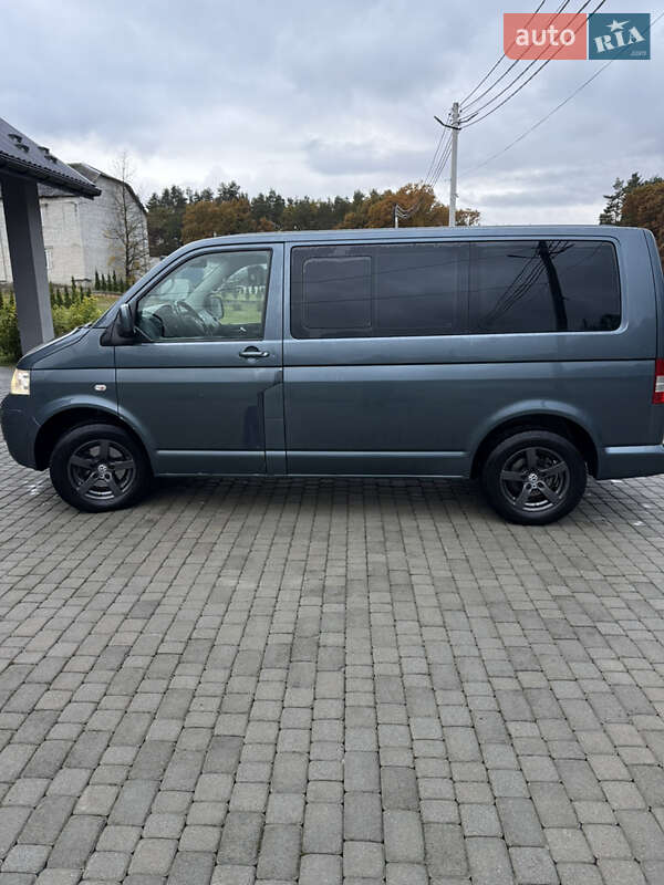Мінівен Volkswagen Transporter 2008 в Яворові