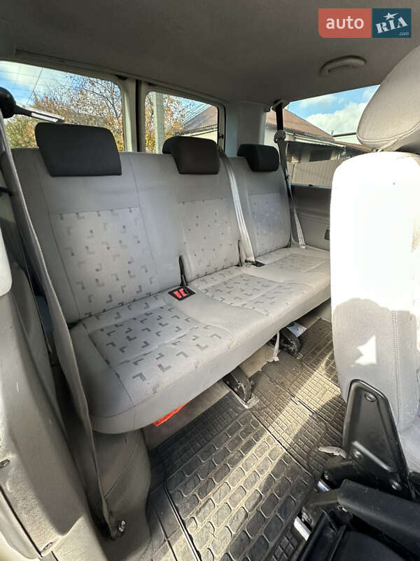 Мінівен Volkswagen Transporter 2006 в Чернігові