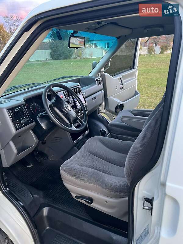 Мінівен Volkswagen Transporter 2001 в Рівному фото 26 Мінівен Volkswagen Transporter 2001 в Рівному