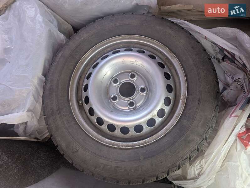 Мінівен Volkswagen Transporter 2004 в Києві