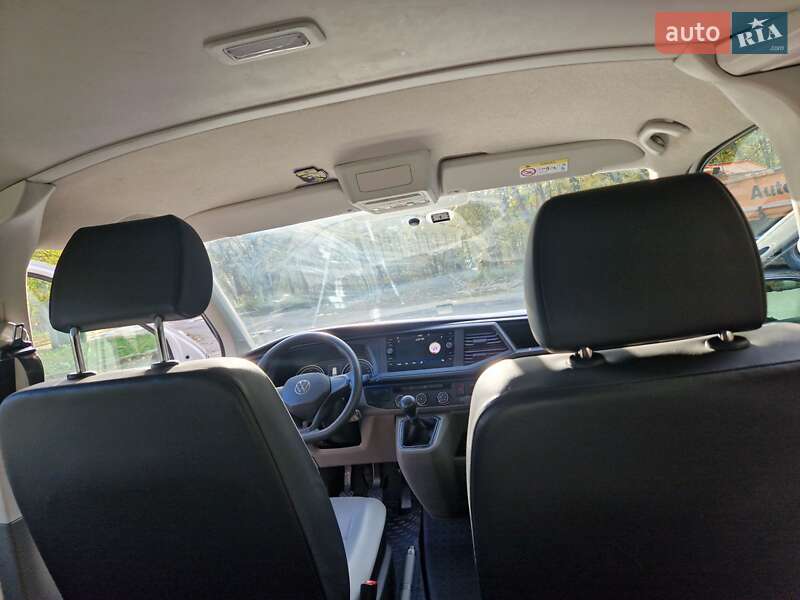 Мінівен Volkswagen Transporter 2021 в Києві