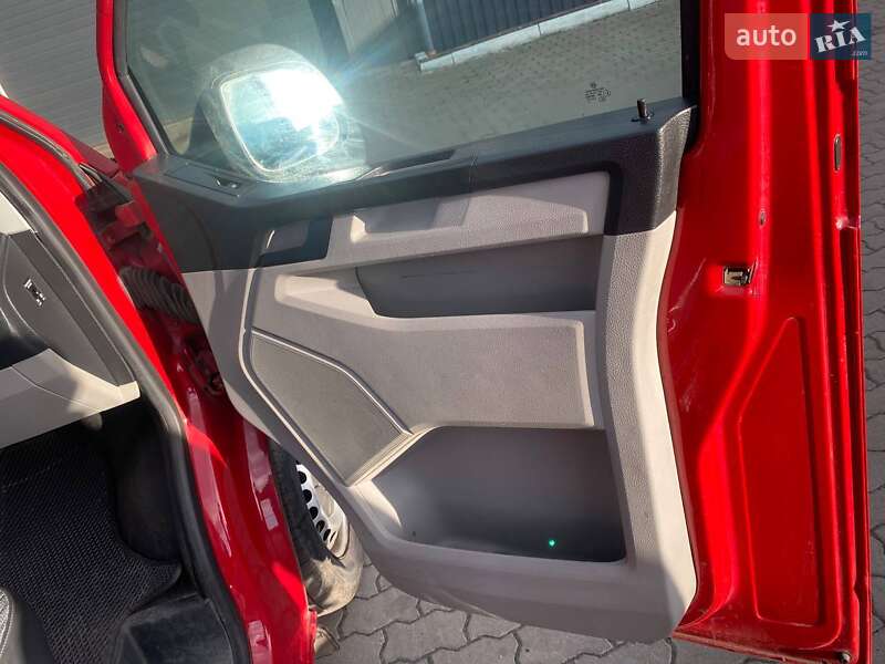 Вантажний фургон Volkswagen Transporter 2016 в Львові фото 8 Вантажний фургон Volkswagen Transporter 2016 в Львові
