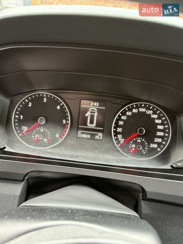 Вантажний фургон Volkswagen Transporter 2018 в Луцьку