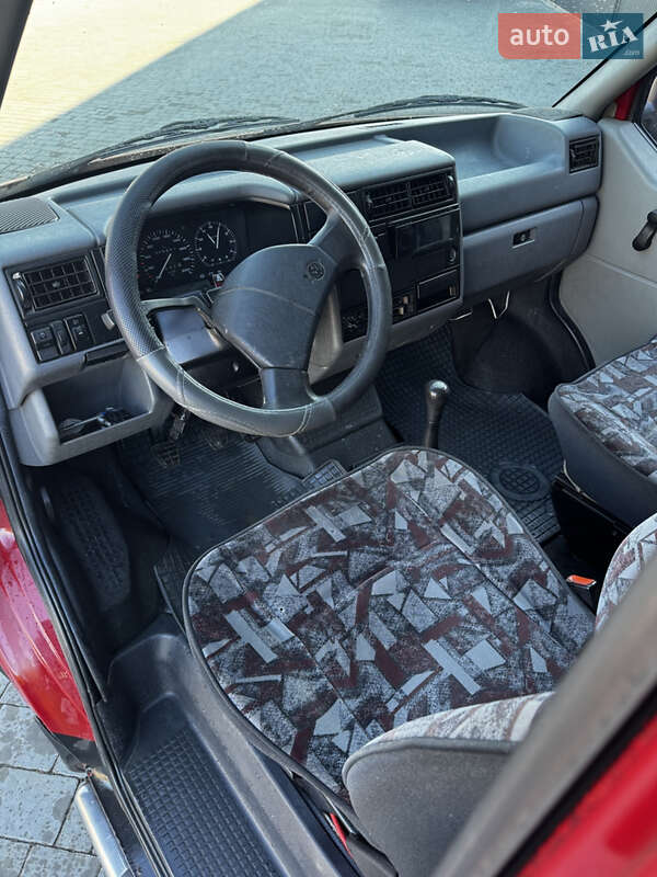 Минивэн Volkswagen Transporter 1996 в Коломые