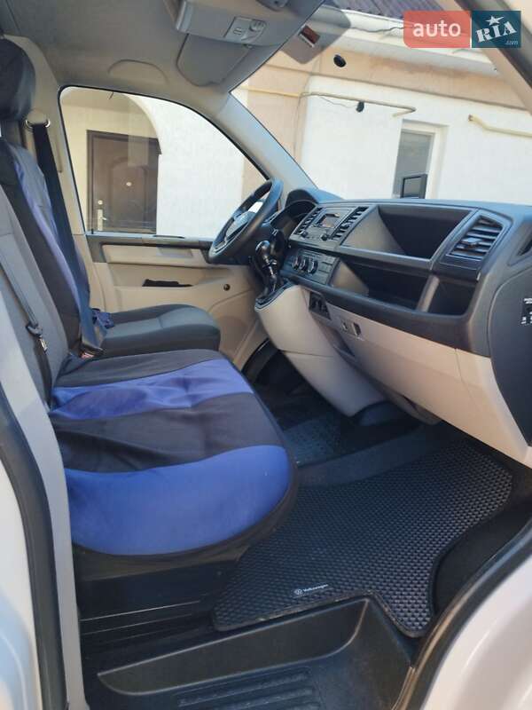 Грузовой фургон Volkswagen Transporter 2015 в Оратове фото 4 Грузовой фургон Volkswagen Transporter 2015 в Оратове