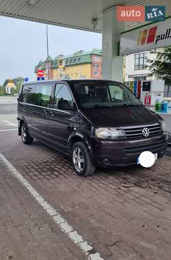 Вантажний фургон Volkswagen Transporter 2010 в Галичі