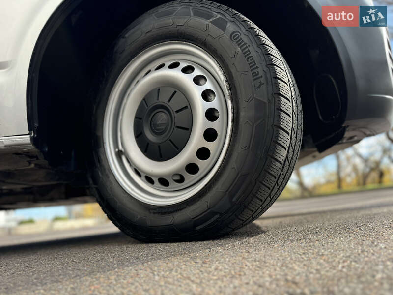 Грузовой фургон Volkswagen Transporter 2021 в Киеве фото 15 Грузовой фургон Volkswagen Transporter 2021 в Киеве