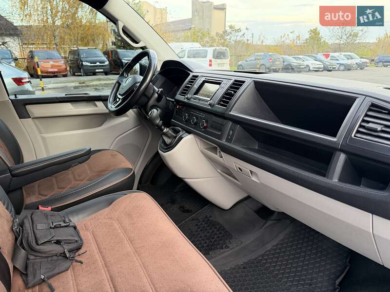 Минивэн Volkswagen Transporter 2016 в Ровно фото 15 Минивэн Volkswagen Transporter 2016 в Ровно