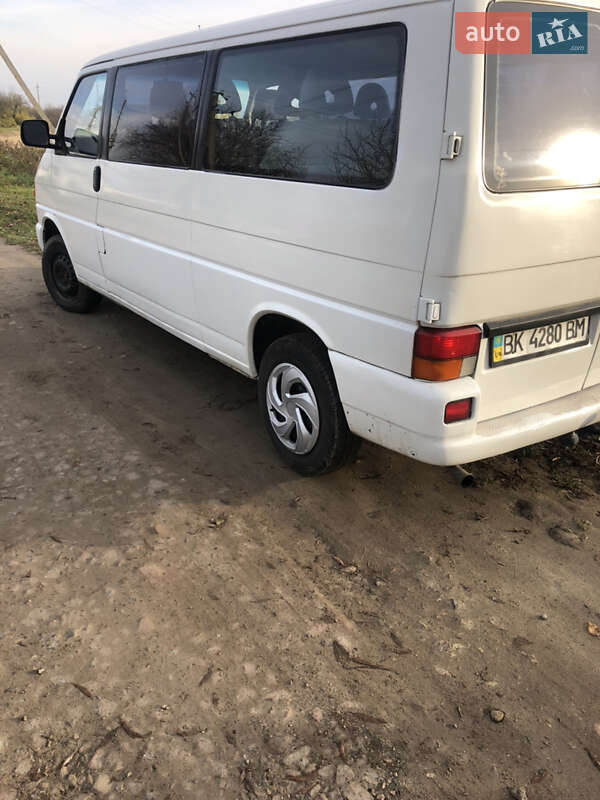 Мінівен Volkswagen Transporter 1997 в Острозі фото 4 Мінівен Volkswagen Transporter 1997 в Острозі