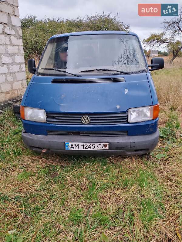 Мінівен Volkswagen Transporter 2001 в Брусилові
