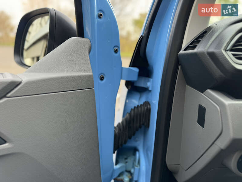 Грузовой фургон Volkswagen Transporter 2021 в Киеве фото 74 Грузовой фургон Volkswagen Transporter 2021 в Киеве