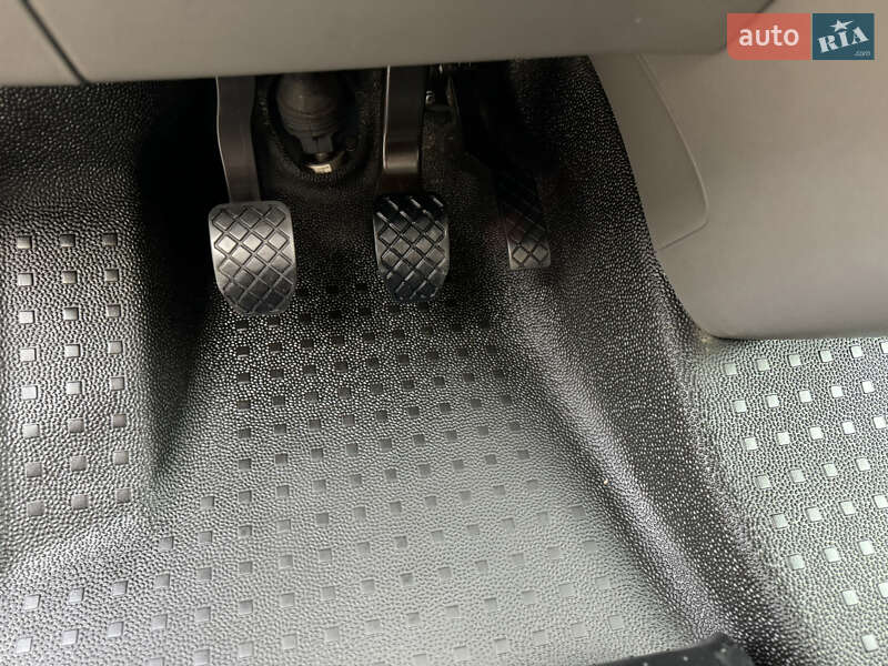 Грузовой фургон Volkswagen Transporter 2021 в Киеве фото 79 Грузовой фургон Volkswagen Transporter 2021 в Киеве