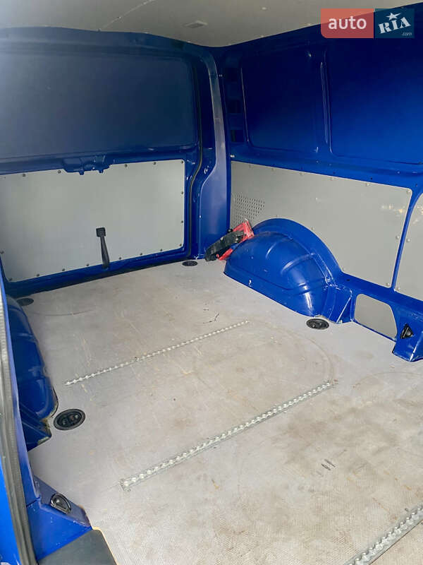 Вантажний фургон Volkswagen Transporter 2021 в Києві фото 40 Вантажний фургон Volkswagen Transporter 2021 в Києві