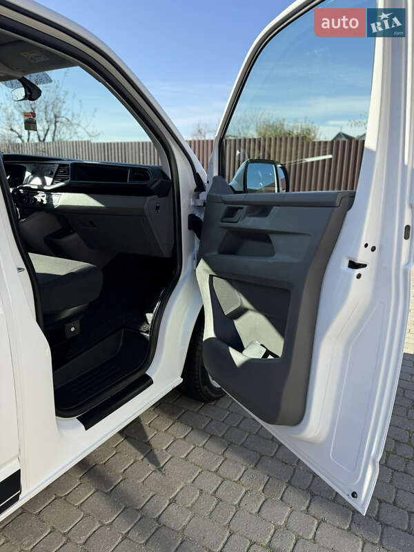 Вантажний фургон Volkswagen Transporter 2021 в Києві