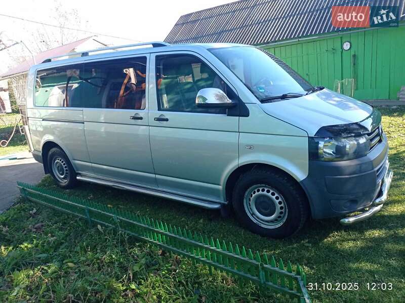 Минивэн Volkswagen Transporter 2011 в Ивано-Франковске