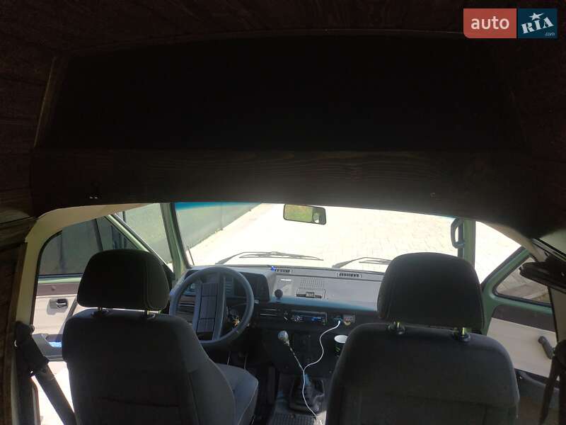 Минивэн Volkswagen Transporter 1983 в Стрые