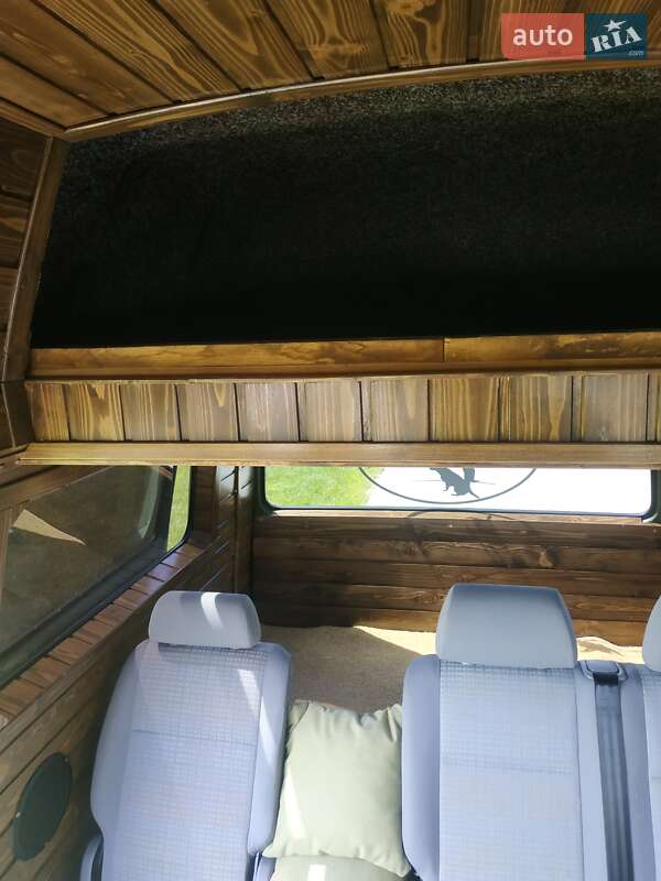 Минивэн Volkswagen Transporter 1983 в Стрые