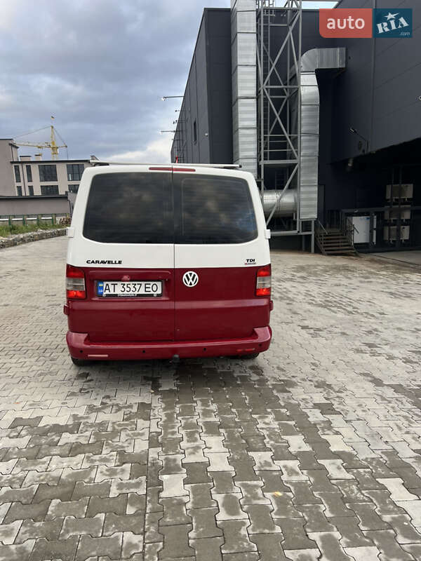 Минивэн Volkswagen Transporter 2010 в Калуше