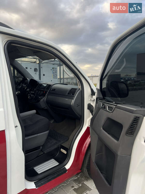 Минивэн Volkswagen Transporter 2010 в Калуше