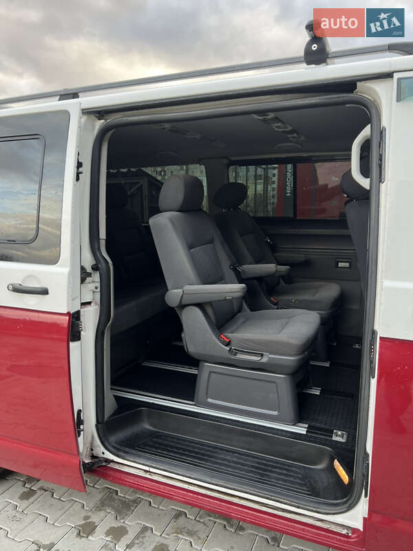 Минивэн Volkswagen Transporter 2010 в Калуше