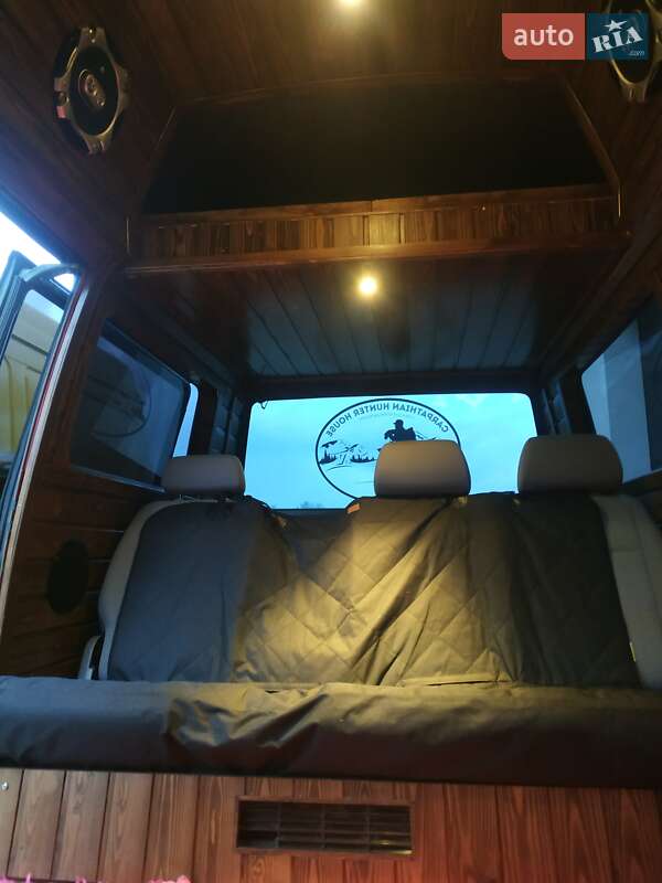 Минивэн Volkswagen Transporter 1983 в Стрые