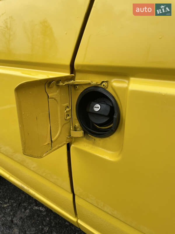 Минивэн Volkswagen Transporter 1999 в Киеве